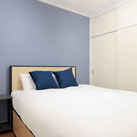Ferienwohnung Shinjuku Okada Building Präfektur Tokio Exterior foto